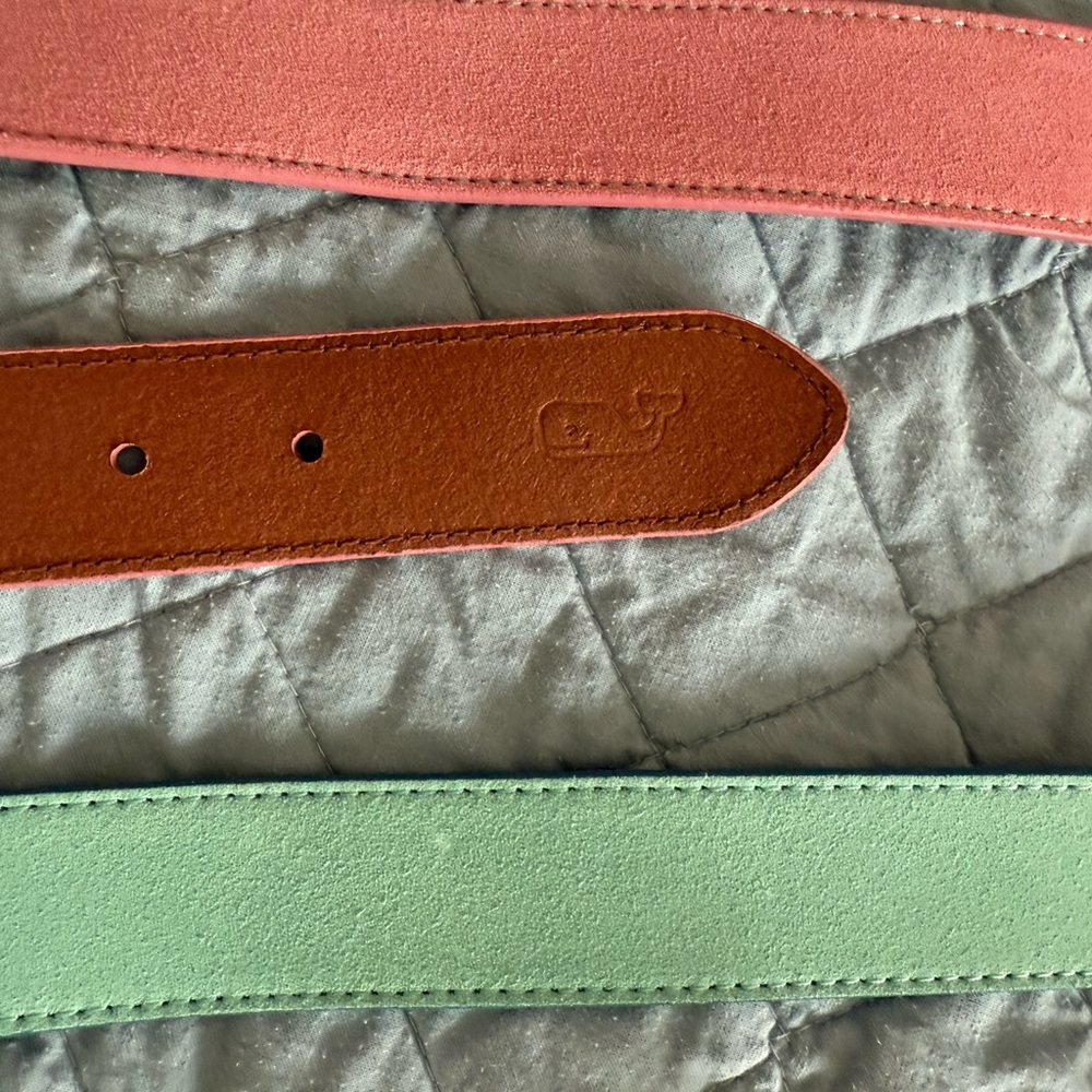 Men’s Vineyard Vines size 42 pink belt and blue belt - Picture 3 of 5